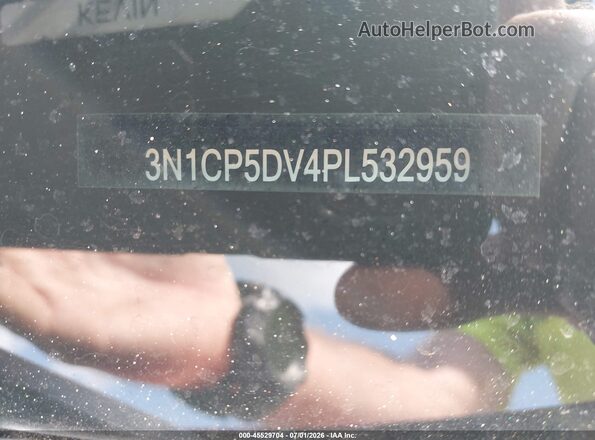 3N1CP5DV4PL532959 2023 NISSAN KICKS Красный 