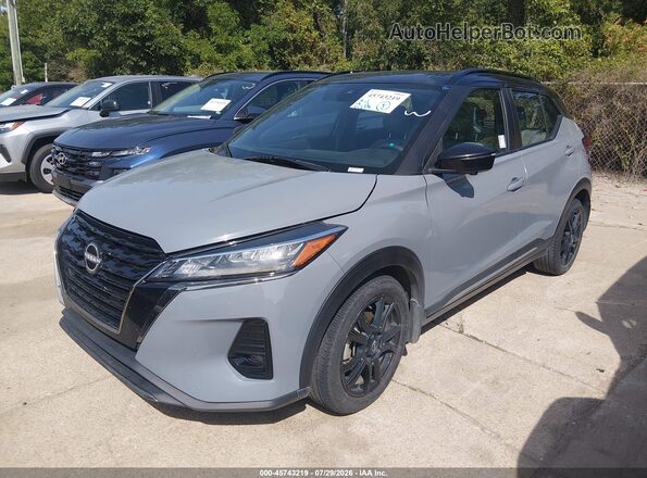 3N1CP5DV4PL555223 2023 NISSAN KICKS Gray Vista tres cuartos delantera izquierda
