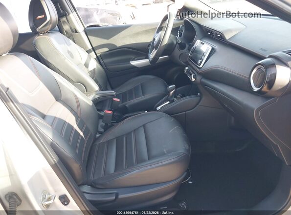 3N1CP5DV5LL483197 2020 NISSAN KICKS Silver წინა სალონის ხედი