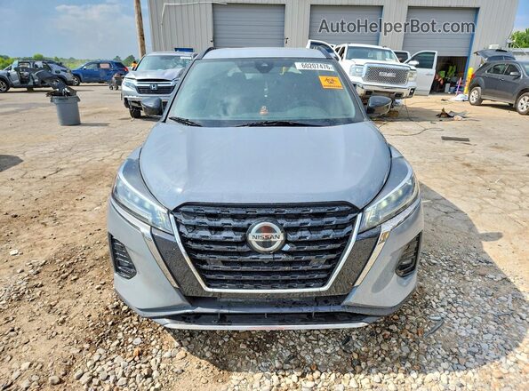 3N1CP5DV5ML497957 2021 NISSAN KICKS Серый Вид спереди