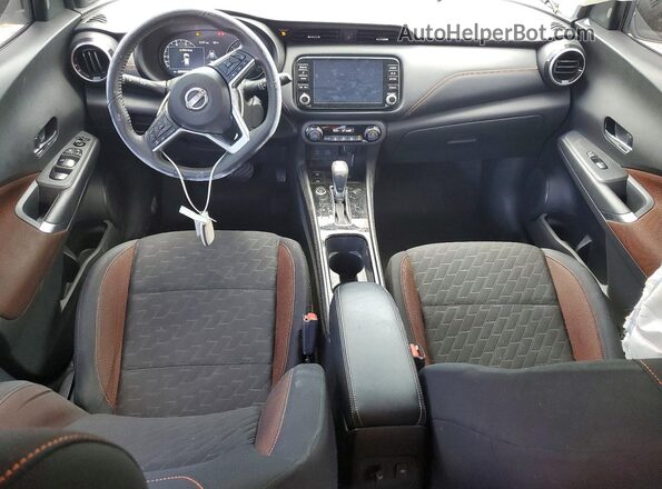 3N1CP5DV5PL528791 2023 NISSAN KICKS Белый Вид панели приборов