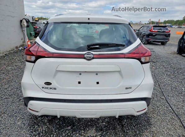 3N1CP5DV5PL571169 2023 NISSAN KICKS White Вид ззаду