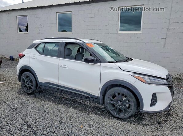 3N1CP5DV5PL571169 2023 NISSAN KICKS White Передня права чверть