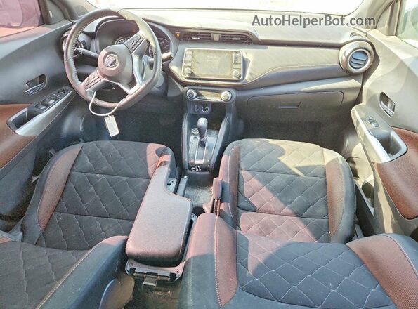 3N1CP5DV6LL545089 2020 NISSAN KICKS Red Вид панелі приладів