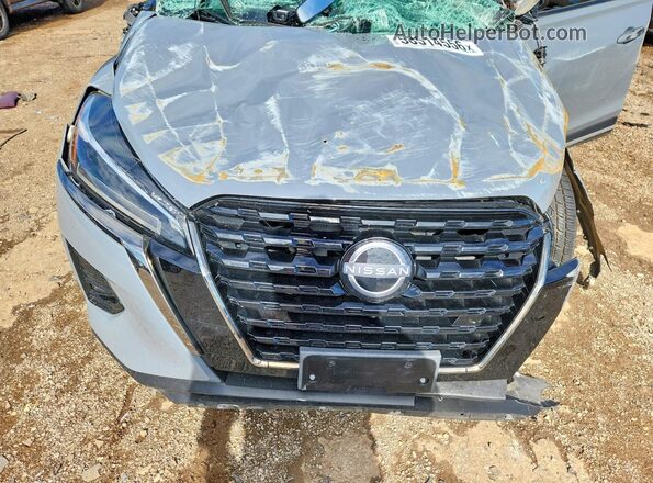 3N1CP5DV6RL473688 2024 NISSAN KICKS Silver Vista interior trasera