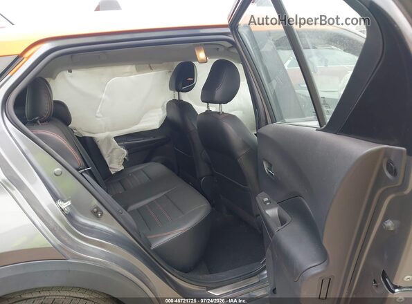 3N1CP5DV7LL499286 2020 NISSAN KICKS Gray Vista de la etiqueta del VIN