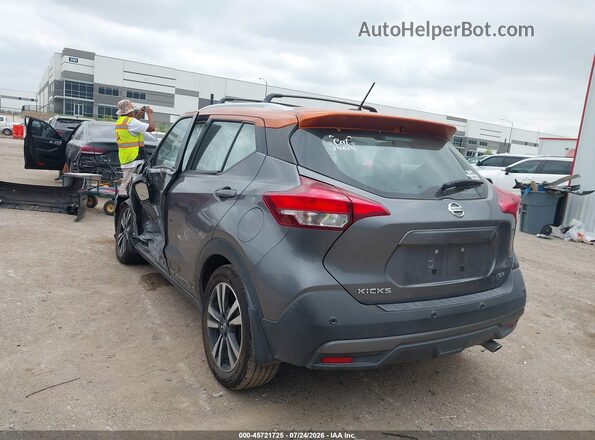 3N1CP5DV7LL499286 2020 NISSAN KICKS Gray Trasero izquierdo