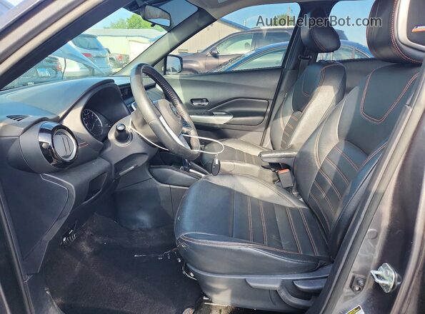 3N1CP5DV7LL500226 2020 NISSAN KICKS Silver Вид салону спереду