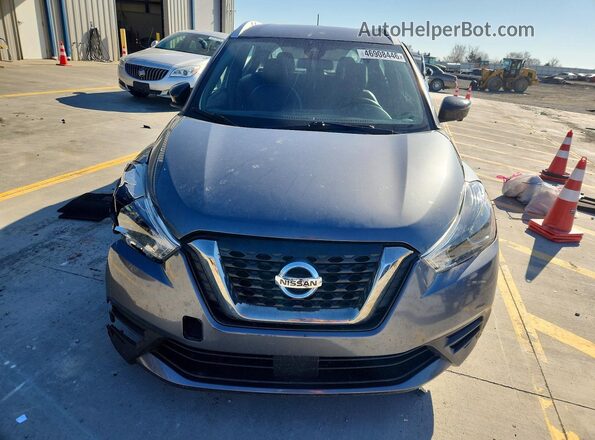 3N1CP5DV7LL564833 2020 NISSAN KICKS Gray Front view