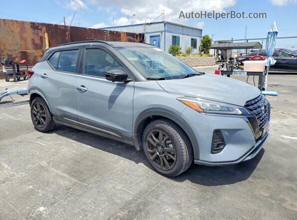 3N1CP5DV7PL500362 2023 NISSAN KICKS Silver Delantero derecho