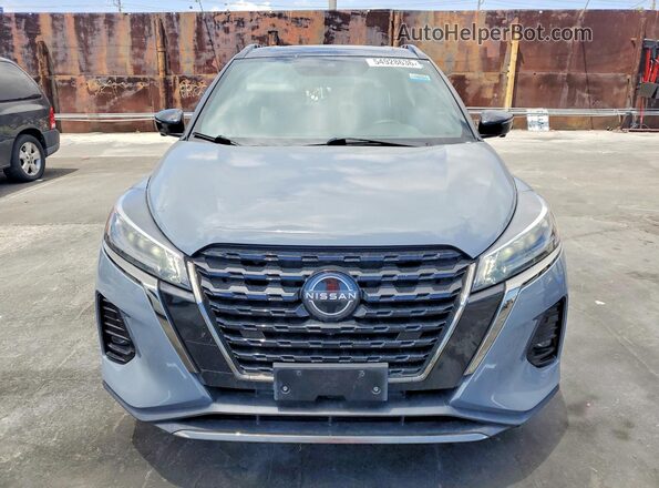 3N1CP5DV7PL500362 2023 NISSAN KICKS Silver Vista frontal