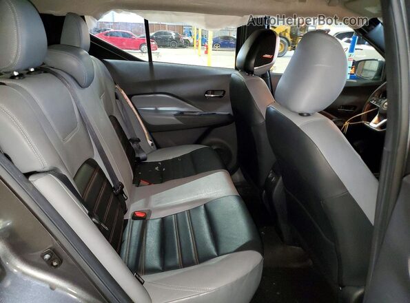 3N1CP5DV7RL472842 2024 NISSAN KICKS Gray Vista interior trasera