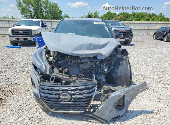 3N1CP5DV7RL503233 2024 NISSAN KICKS Gray Widok z przodu