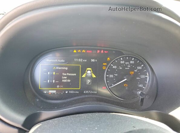 3N1CP5DV7RL503233 2024 NISSAN KICKS Gray Widok zestawu wskaźników