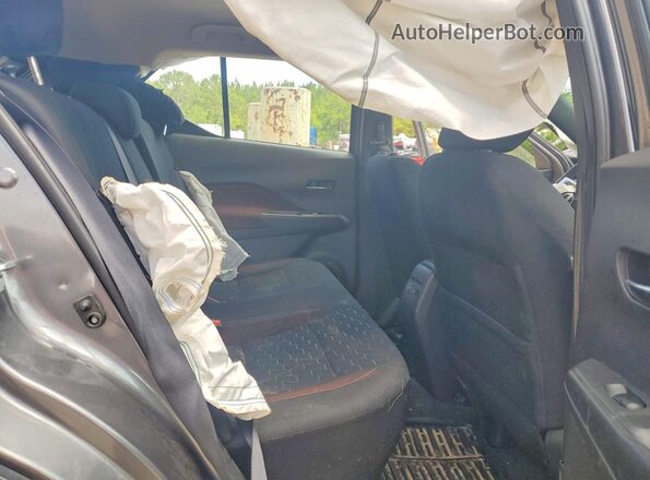 3N1CP5DV8RL529646 2024 NISSAN KICKS Gray Widok tylnych siedzeń