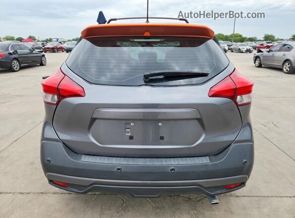 3N1CP5DVXLL545189 2020 NISSAN KICKS Gray Vista trasera