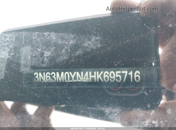 3N63M0YN4HK695716 2017 CHEVROLET CITY EXPRESS Black Widok komory silnika