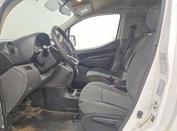 3N6CM0KN2KK708804 2019 NISSAN NV200 Белый Вид салона спереди