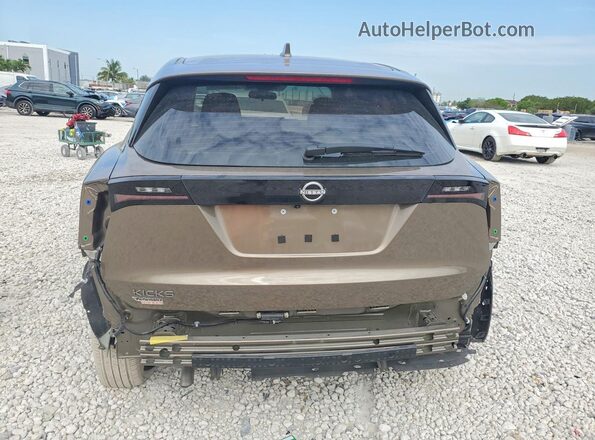 3N8AP6BA7SL318667 2025 NISSAN KICKS Tan Հետևի տեսք