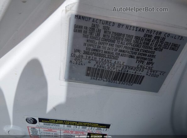 3N8AP6BB0SL332502 2025 NISSAN KICKS White Engine compartment view