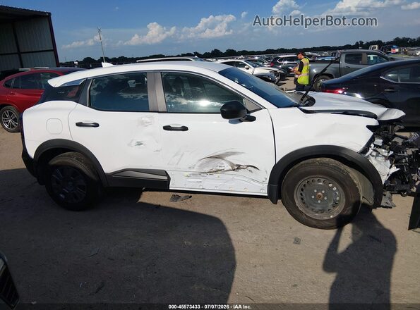 3N8AP6BB3SL322918 2025 NISSAN KICKS Белый Вид задней части салона