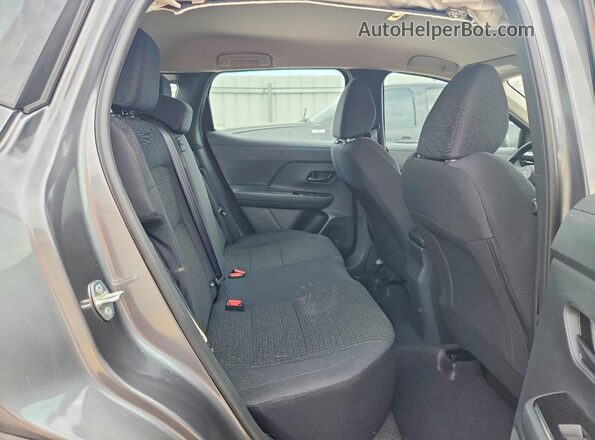 3N8AP6BE3TL368745 2026 NISSAN KICKS Серый Вид задней части салона