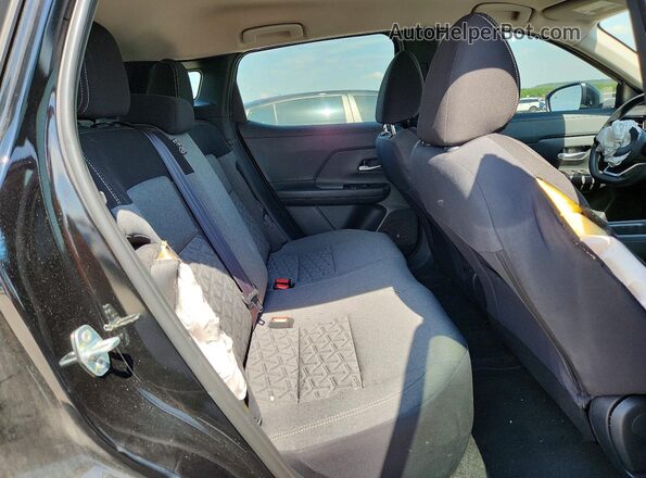 3N8AP6CA0SL423128 2025 NISSAN KICKS Black Rear seats view