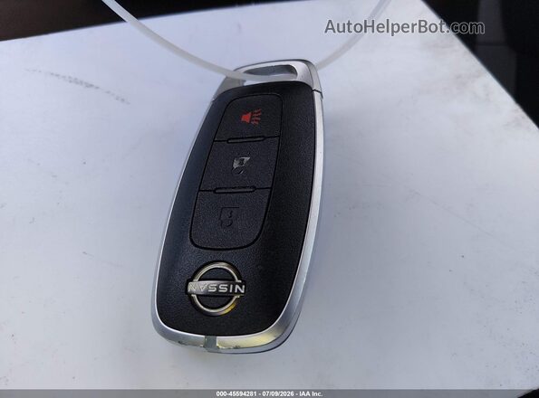 3N8AP6CA2SL366804 2025 NISSAN KICKS Gray Vista del salpicadero