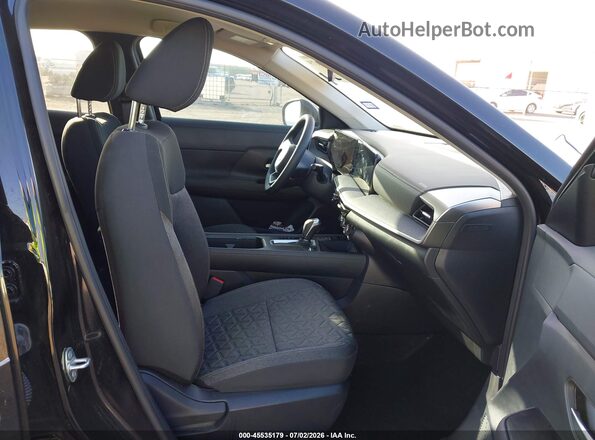 3N8AP6CA2SL370982 2025 NISSAN KICKS Black Widok wnętrza z przodu