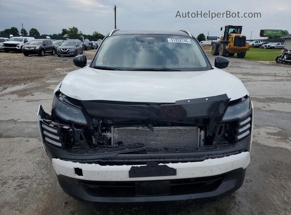 3N8AP6CA2SL373591 2025 NISSAN KICKS White Вид спереду