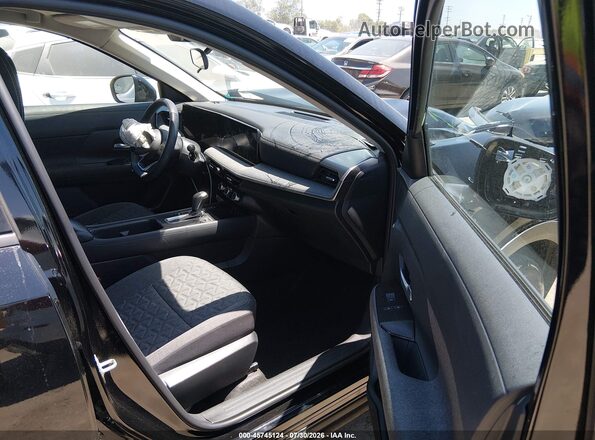 3N8AP6CA3SL394241 2025 NISSAN KICKS Black Widok wnętrza z przodu