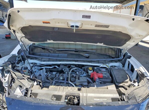 3N8AP6CA7SL388412 2025 NISSAN KICKS Белый Вид задней части салона