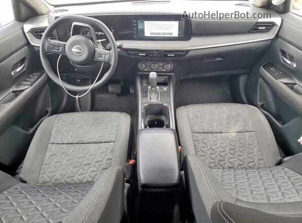 3N8AP6CA7SL395991 2025 NISSAN KICKS Gray Առջևի վահանակի տեսք