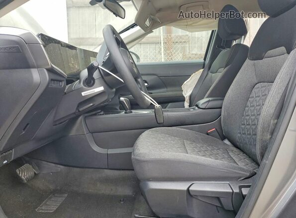 3N8AP6CA7SL395991 2025 NISSAN KICKS Gray Սալոնի դիմացի տեսք