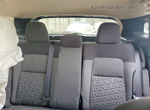 3N8AP6CA7SL395991 2025 NISSAN KICKS Gray Հետևի նստատեղերի տեսք