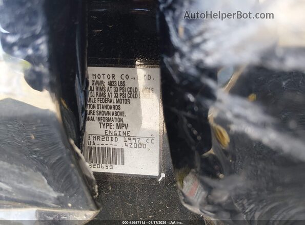 3N8AP6CA8SL320653 2025 NISSAN KICKS Black Widok komory silnika