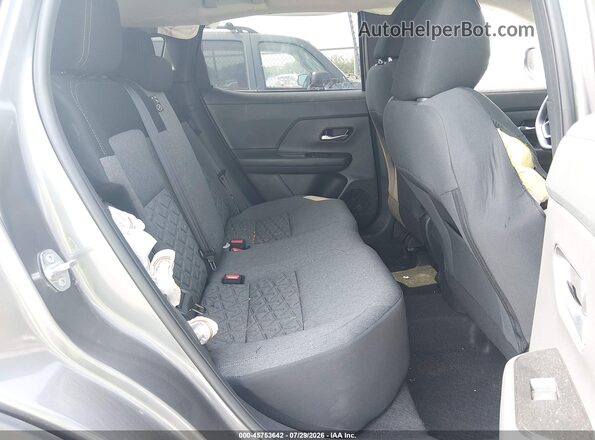 3N8AP6CA8SL370209 2025 NISSAN KICKS Gray VIN კოდის სტიკერის ხედი