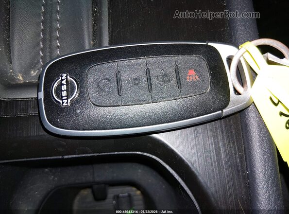 3N8AP6CB0TL366701 2026 NISSAN KICKS Gray Вид панелі приладів