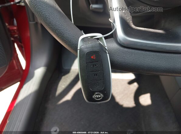 3N8AP6CB1TL324151 2026 NISSAN KICKS Красный Вид панели приборов