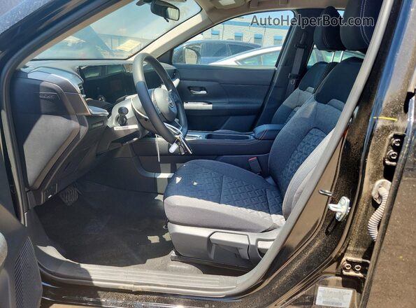 3N8AP6CB4SL441320 2025 NISSAN KICKS Black Front interior view