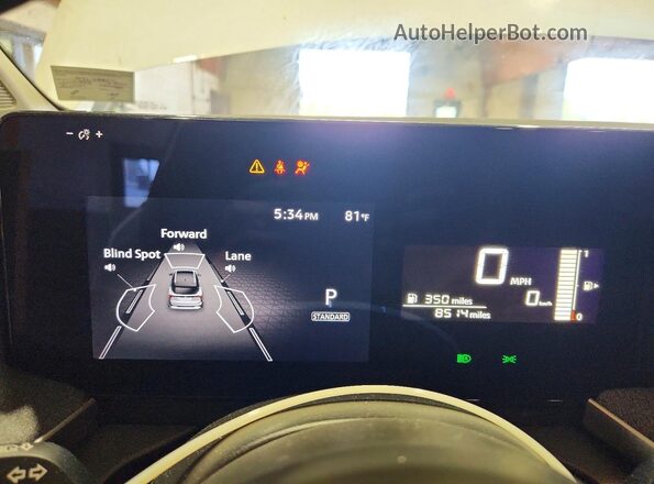 3N8AP6CB4TL388572 2026 NISSAN KICKS White Instrument cluster view