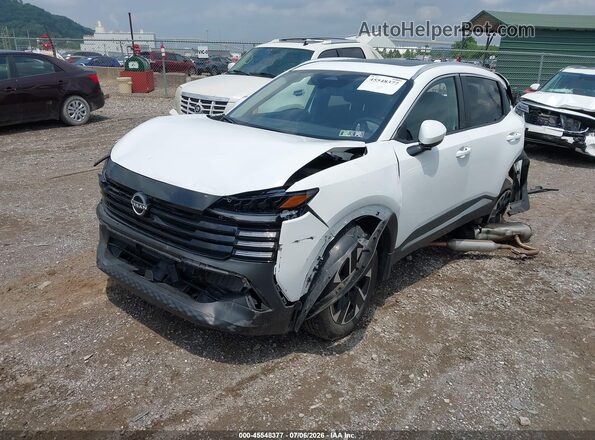 3N8AP6CB5SL425966 2025 NISSAN KICKS White Առջևի ձախ երեք քառորդ տեսարան
