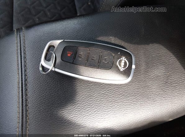 3N8AP6CB5SL432223 2025 NISSAN KICKS Серый Вид панели приборов