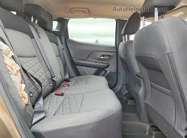 3N8AP6CB6SL331191 2025 NISSAN KICKS Brown Rear seats view