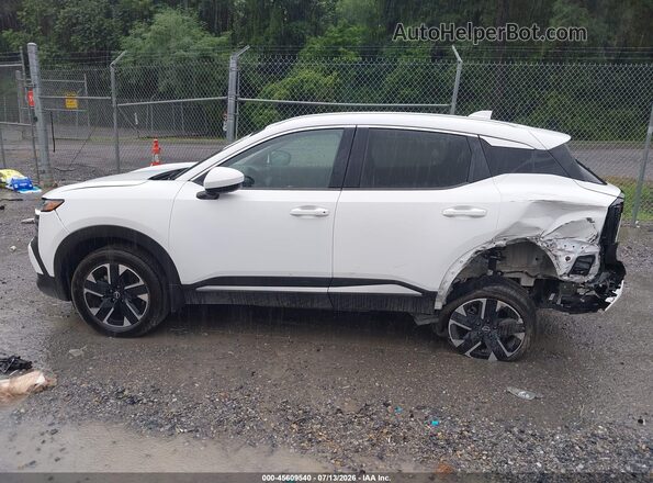 3N8AP6CB6SL436586 2025 NISSAN KICKS White 360 interior view