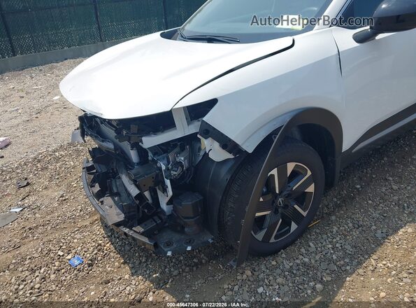 3N8AP6CB6TL335209 2026 NISSAN KICKS White Vista frontal