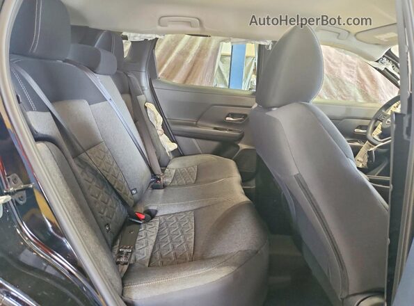 3N8AP6CB6TL386032 2026 NISSAN KICKS Black Rear interior view