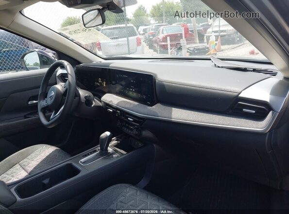 3N8AP6CB7TL409057 2026 NISSAN KICKS Gray Vista interior delantera