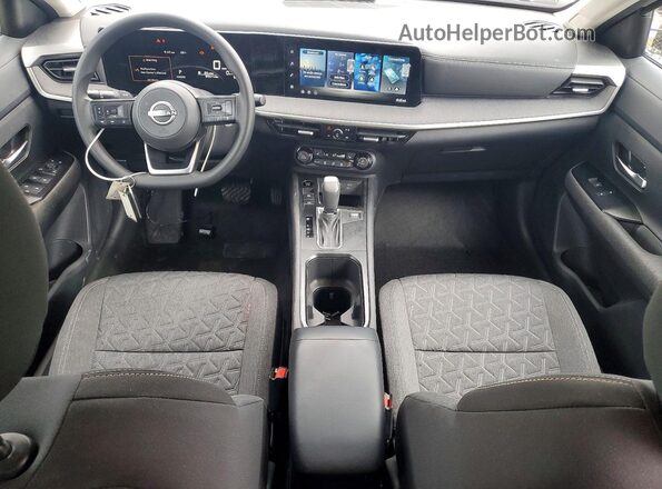 3N8AP6CB8TL340766 2026 NISSAN KICKS White Вид панелі приладів