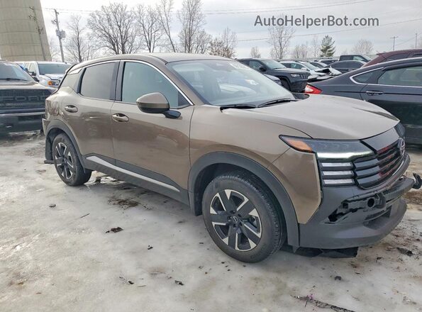 3N8AP6CB9SL329144 2025 NISSAN KICKS Tan წინა მარჯვენა